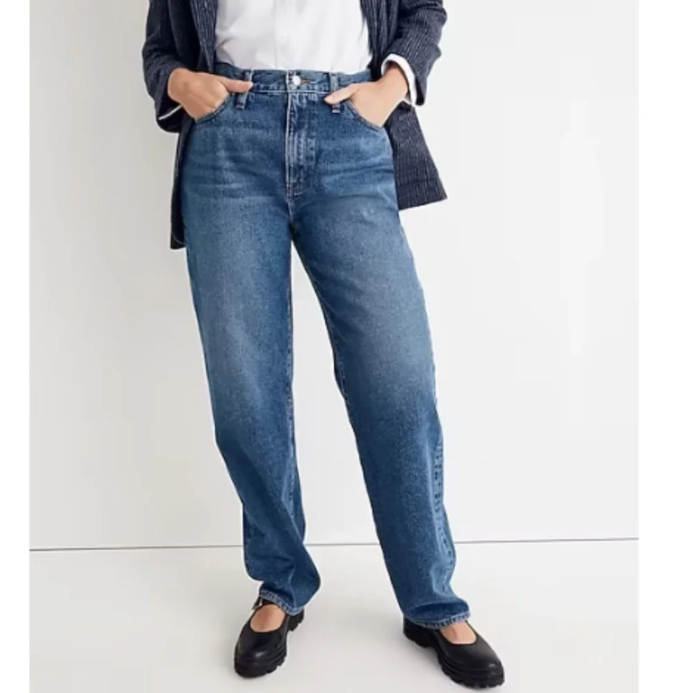 Madewell Baggy Straight Jeans in Firthway Wash - Picture 1 of 9